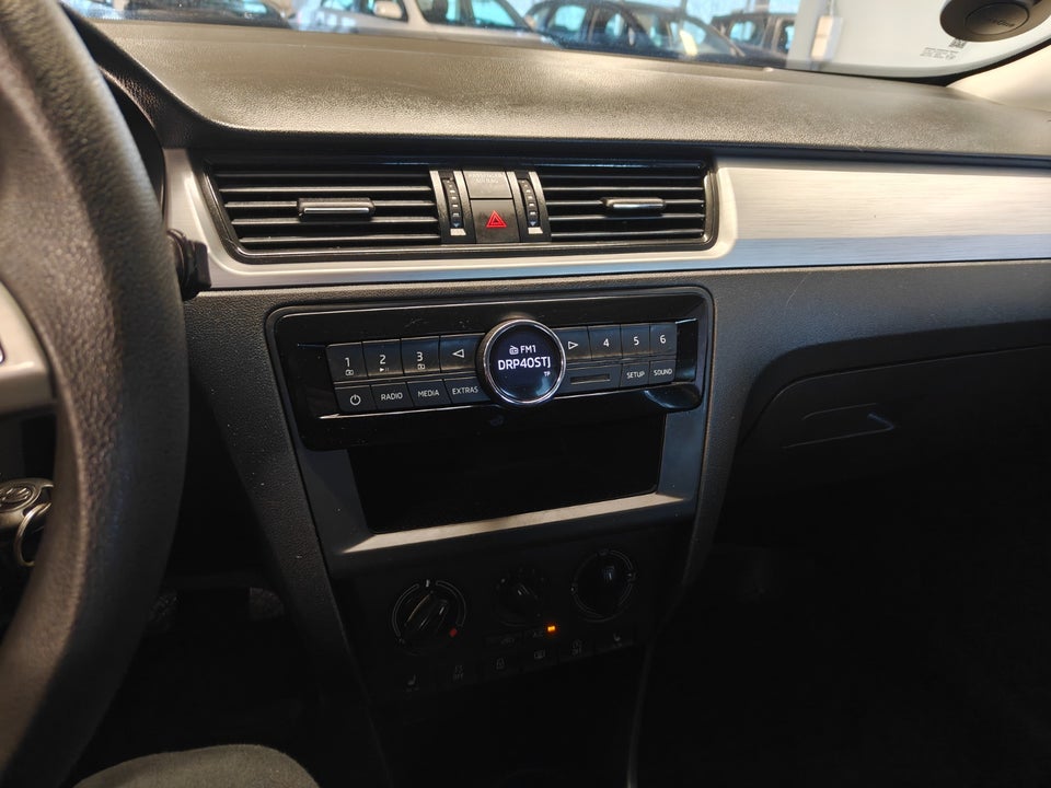 Skoda Rapid 1,2 TSi 90 Style Spaceback 5d