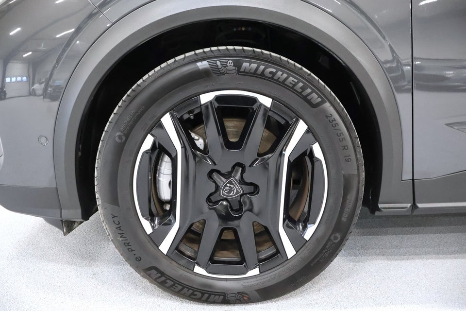 Peugeot e-3008 77 GT 5d