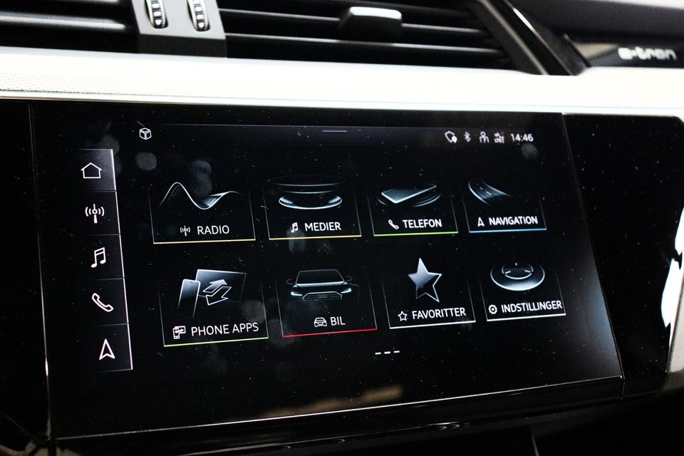 Audi Q8 e-tron 55 S-line quattro 5d