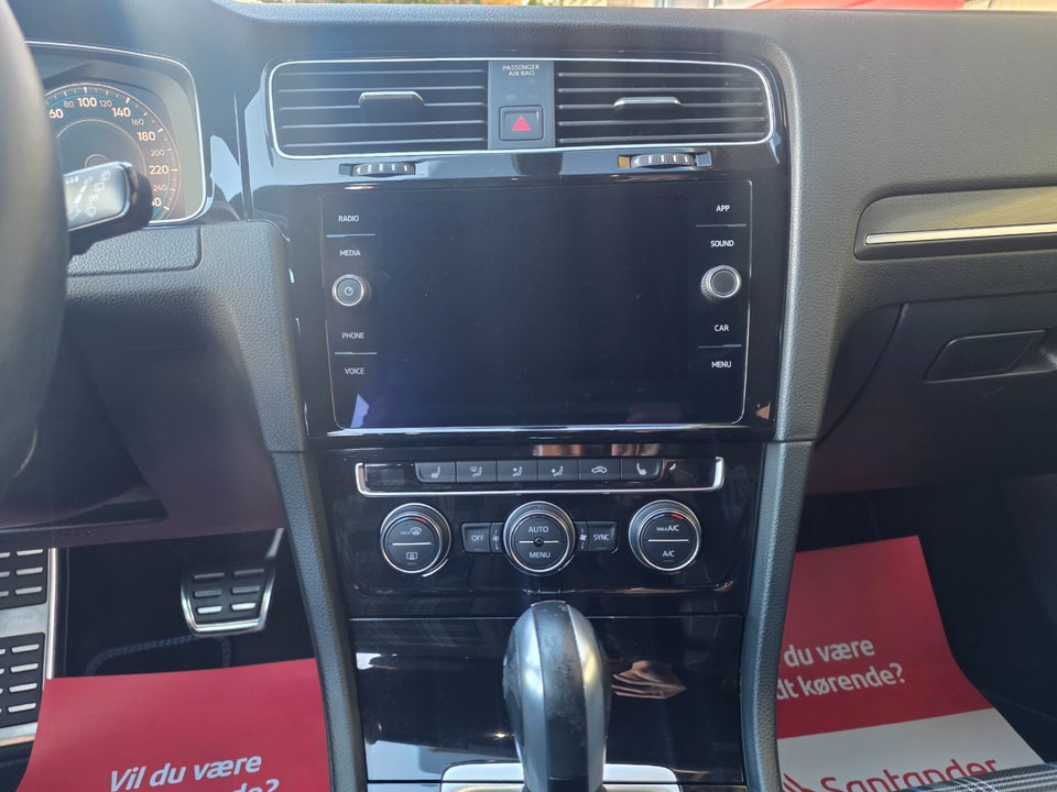VW Golf VII 1,4 GTE DSG 5d