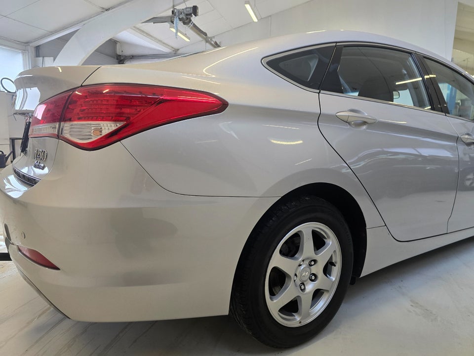 Hyundai i40 1,6 GDi Comfort 4d
