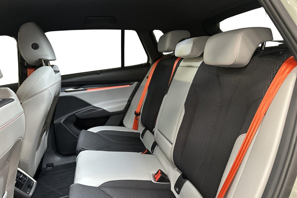 Skoda Elroq 85 iV Lodge Advanced 5d