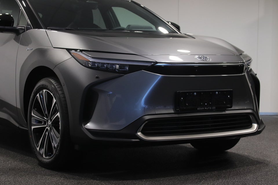 Toyota bZ4X Executive Premium 5d