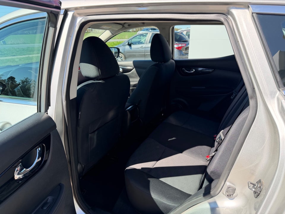 Nissan Qashqai 1,2 Dig-T 115 Acenta 5d