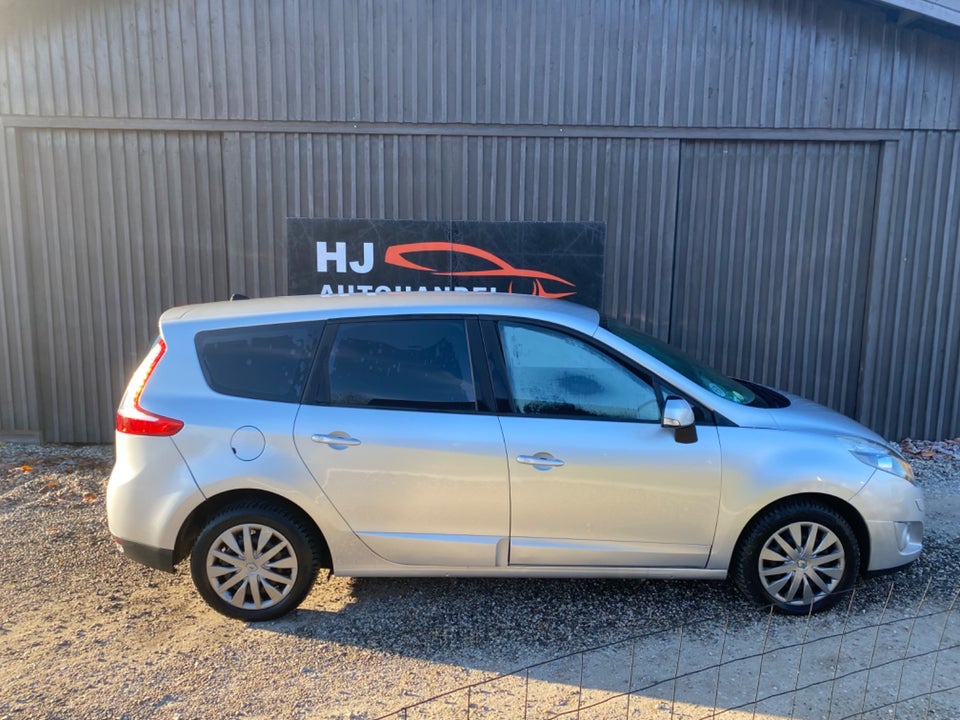 Renault Grand Scenic III 1,6 dCi 130 Expression 7prs 5d