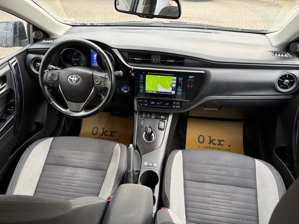Toyota Auris 1,8 Hybrid H2 Comfort Touring Sports CVT 5d