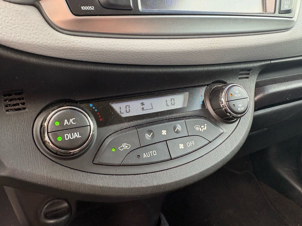 Toyota Yaris 1,5 Hybrid H3 Touch CVT 5d