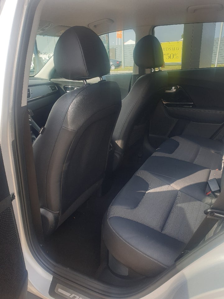 Kia Niro 1,6 PHEV Advance DCT 5d