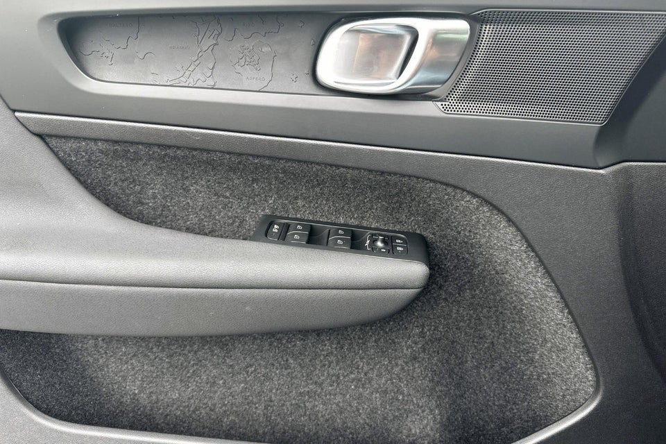 Volvo C40 P6 ReCharge Core 5d
