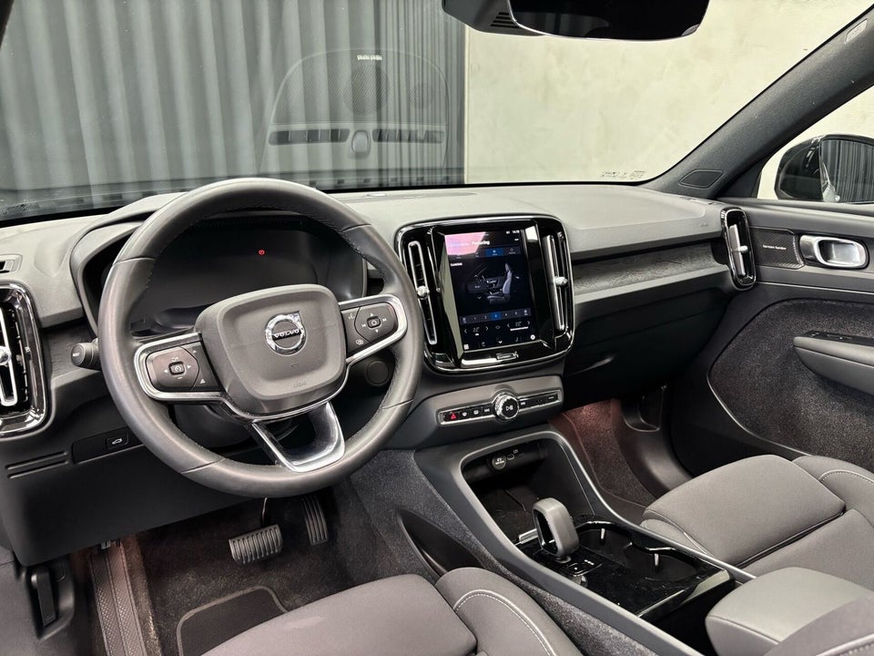 Volvo XC40 ReCharge Twin Ultimate 5d