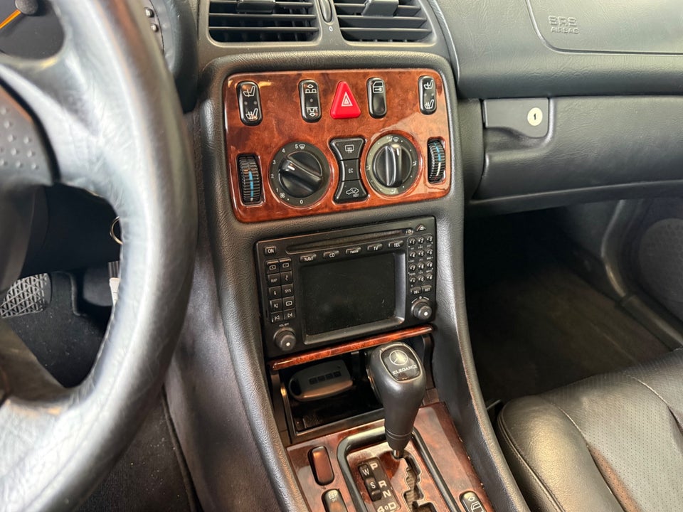Mercedes CLK320 3,2 Avantgarde Cabriolet aut. 2d