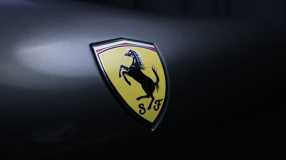 Ferrari Roma 3,9 DCT 2d