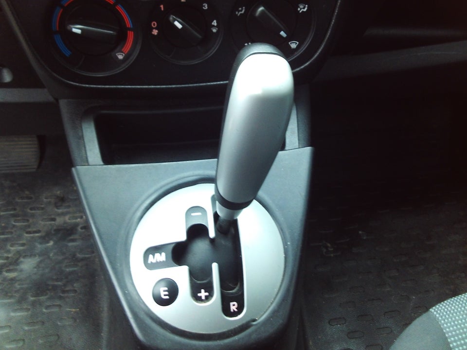 Peugeot Bipper 1,3 HDi 75 Fresh aut. Van 4d