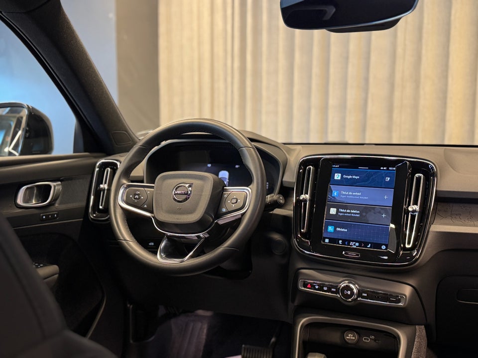 Volvo XC40 ReCharge Extended Range Plus 5d