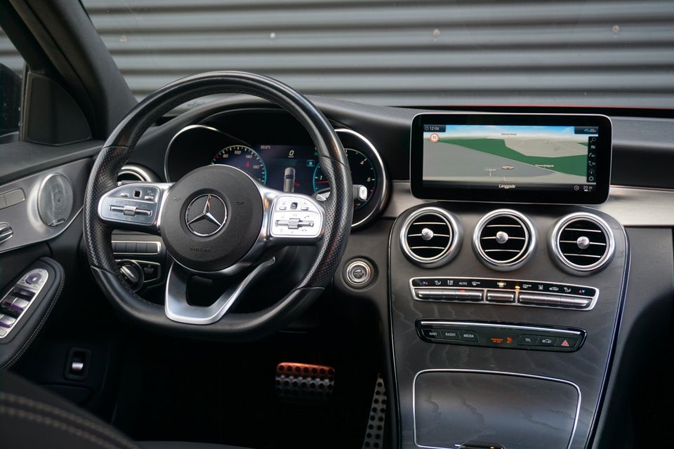 Mercedes C220 d 2,0 AMG Line stc. aut. 4Matic 5d