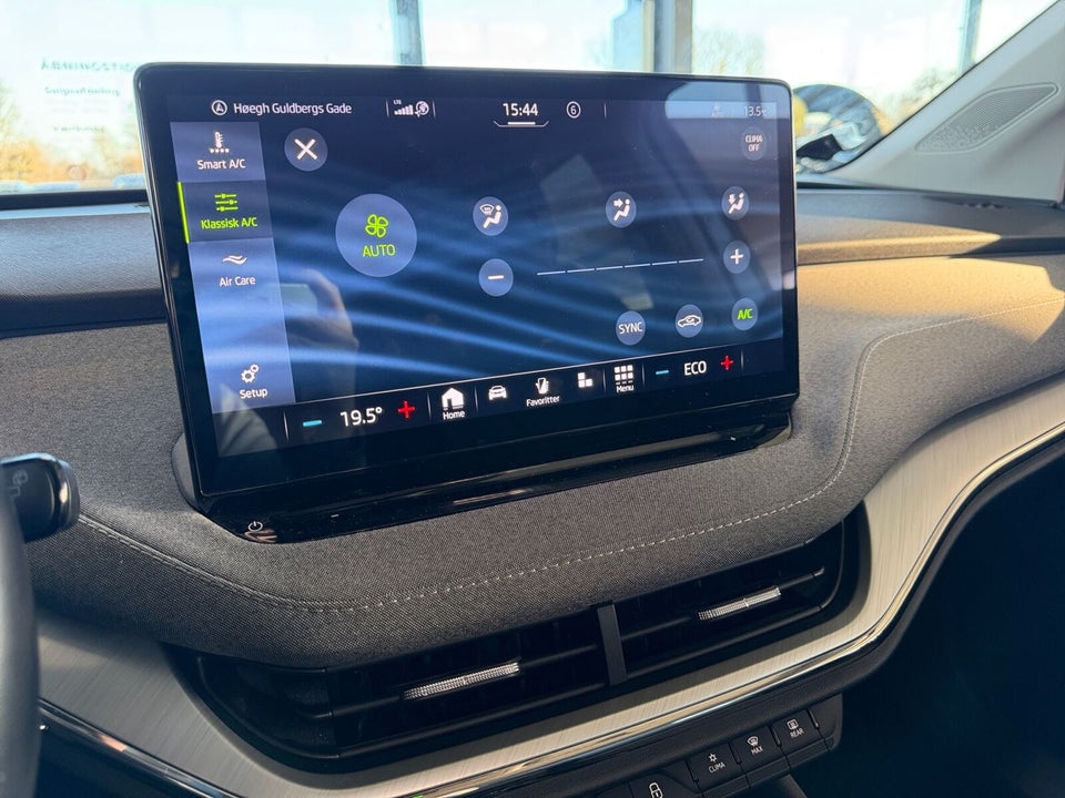 Skoda Enyaq 60 iV Loft 5d