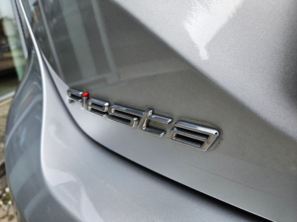 Ford Fiesta 1,0 EcoBoost Titanium 5d