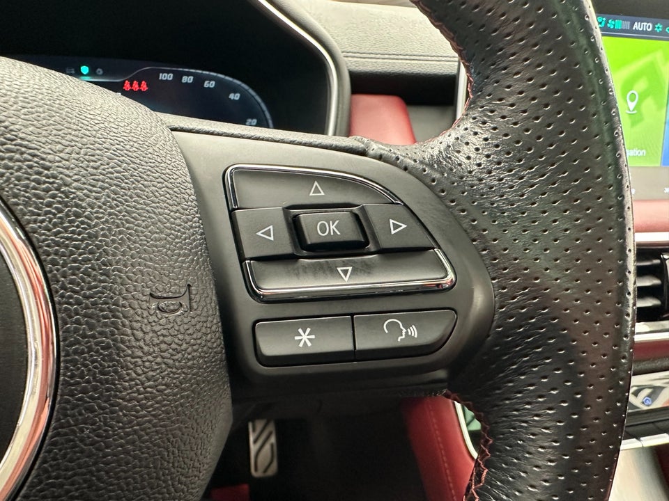 MG EHS 1,5 PHEV Luxury 5d