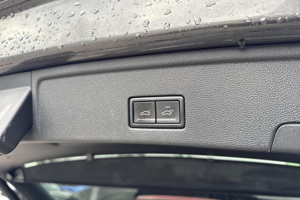 VW Touareg 3,0 TSi 340 R-line aut. 4Motion 5d