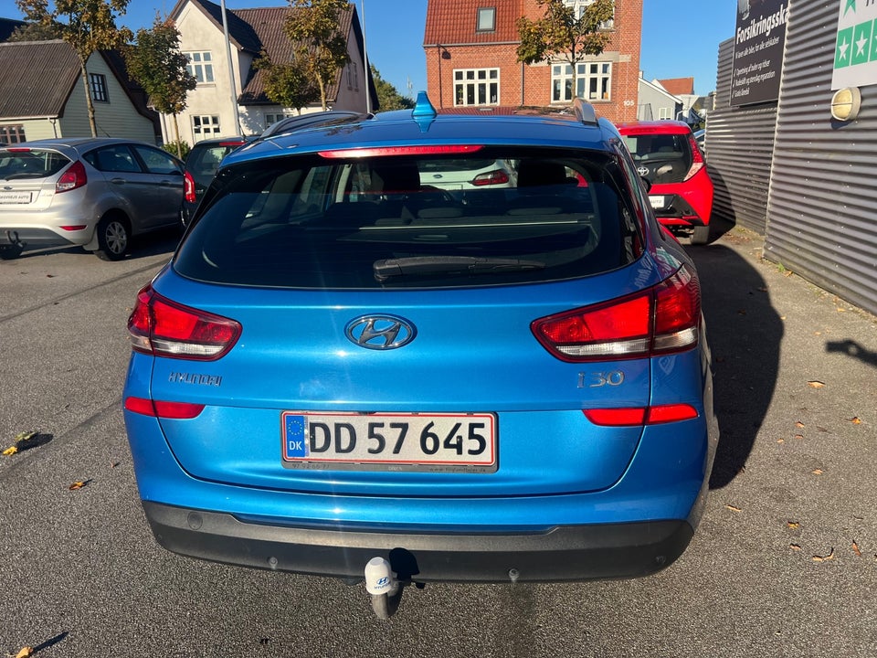 Hyundai i30 1,0 T-GDi Premium stc. 5d