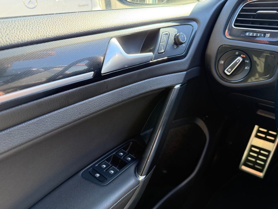 VW Golf VII 1,4 GTE Highline DSG 5d