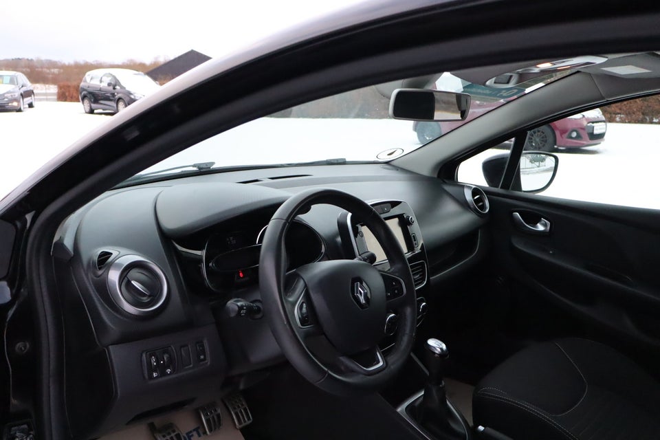 Renault Clio IV 1,5 dCi 90 Limited Sport Tourer 5d