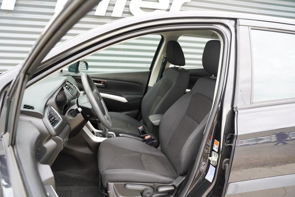 Suzuki S-Cross 1,0 Boosterjet Comfort 5d