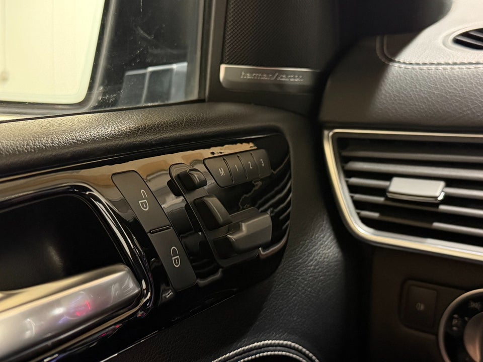 Mercedes ML63 5,5 AMG Performance aut. Van 5d