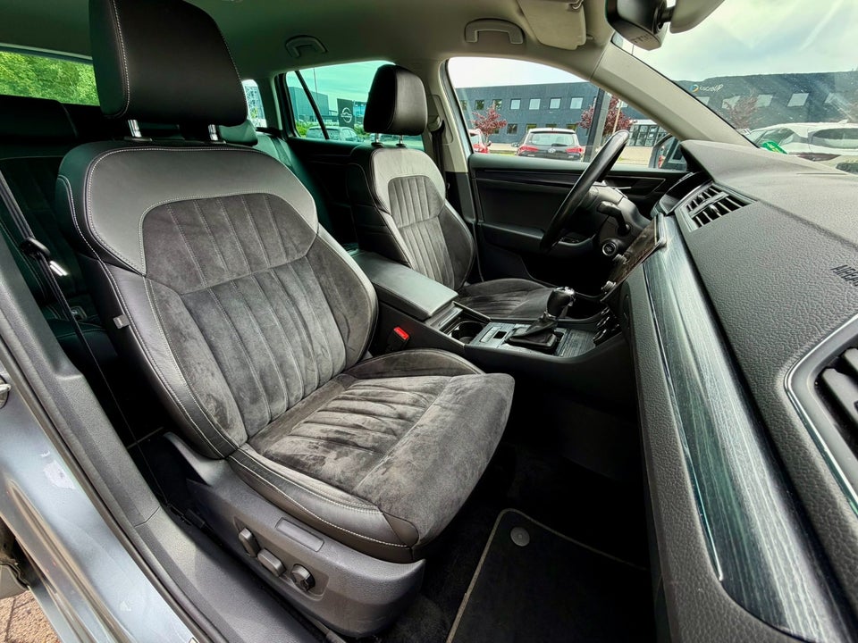 Skoda Superb 2,0 TDi 150 Business Executive Combi DSG 5d
