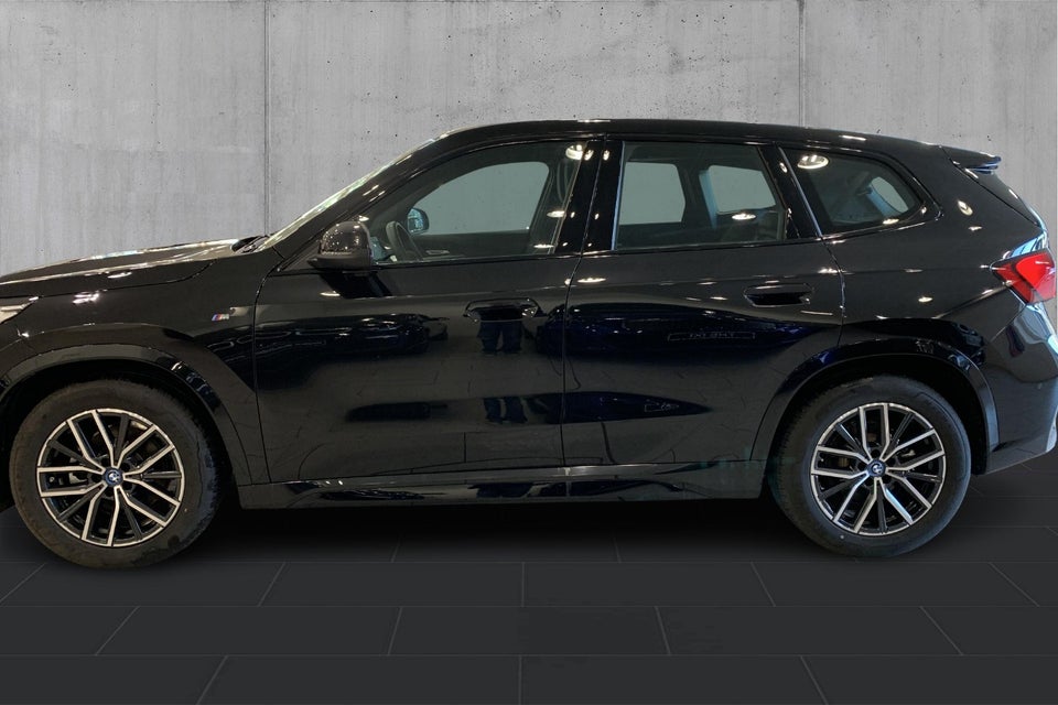 BMW iX1 eDrive20 M-Sport 5d