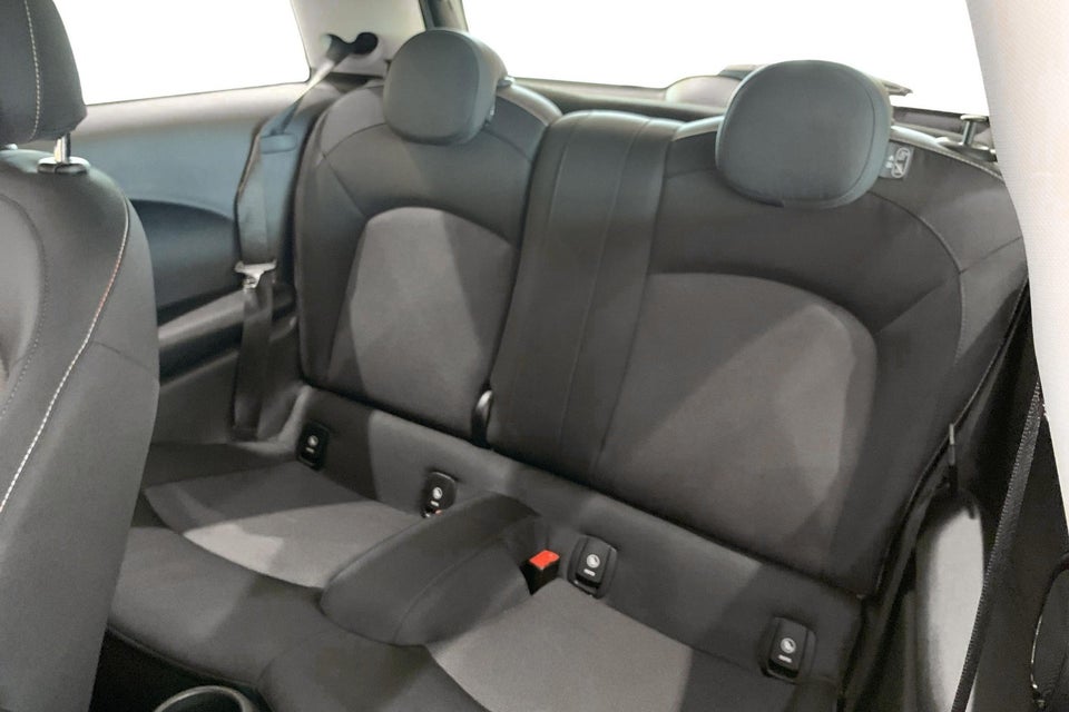 MINI Cooper 1,5 Pepper II aut. 5d