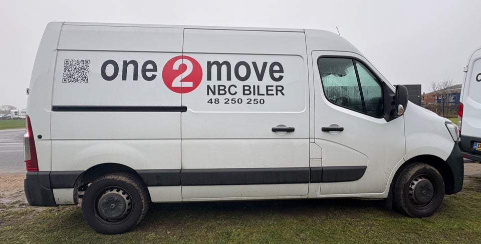 Renault Master IV T33 2,3 dCi 150 L2H2 Kassevogn