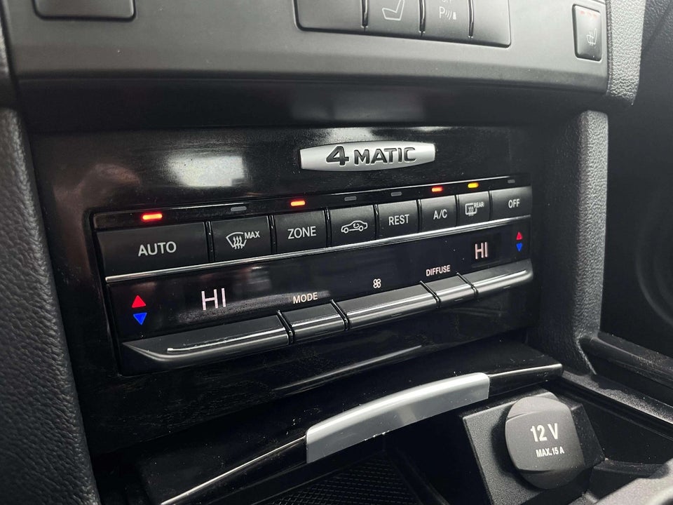 Mercedes E350 3,5 Elegance aut. 4Matic 4d