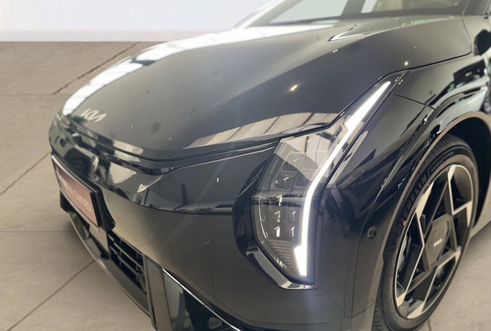 Kia EV4 81 Long Range GT-Line 5d