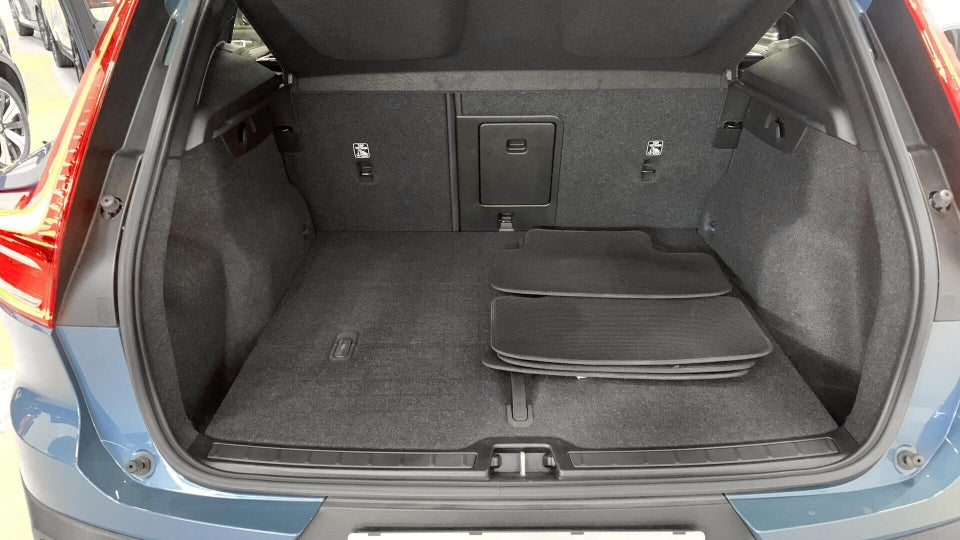 Volvo XC40 P8 ReCharge Twin Plus 5d