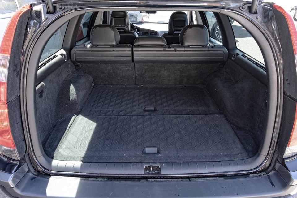 Volvo V70 2,4 140 5d