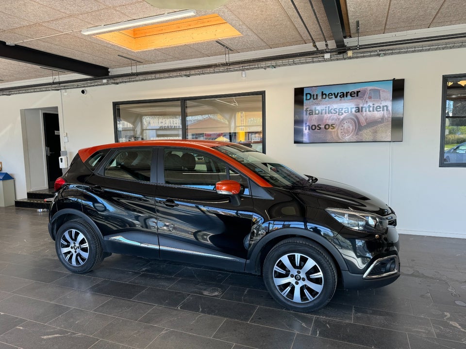 Renault Captur 0,9 TCe 90 Expression Navi Style 5d