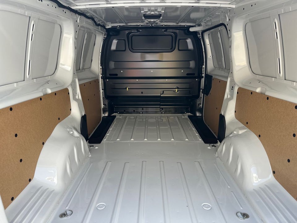 Peugeot e-Expert 75 L3 Premium Van