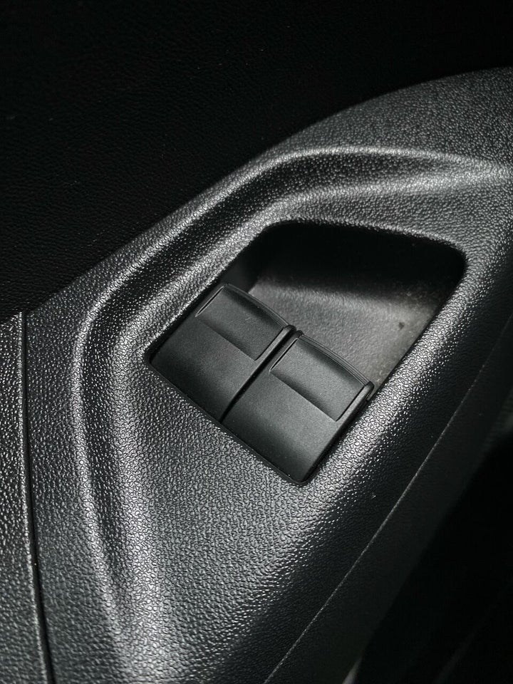 Toyota Aygo 1,0 VVT-i x-press x-shift 5d