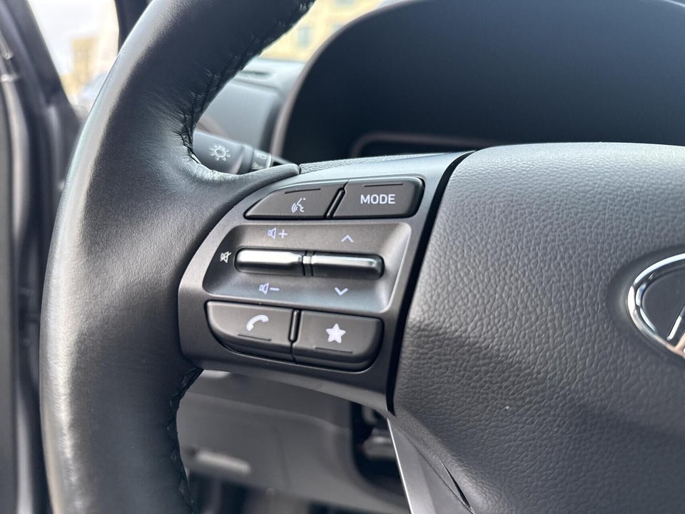 Hyundai Kona 39 EV Select 5d