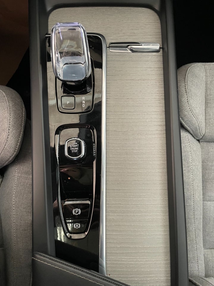 Volvo XC60 2,0 T6 ReCharge Ultimate Bright aut. AWD 5d