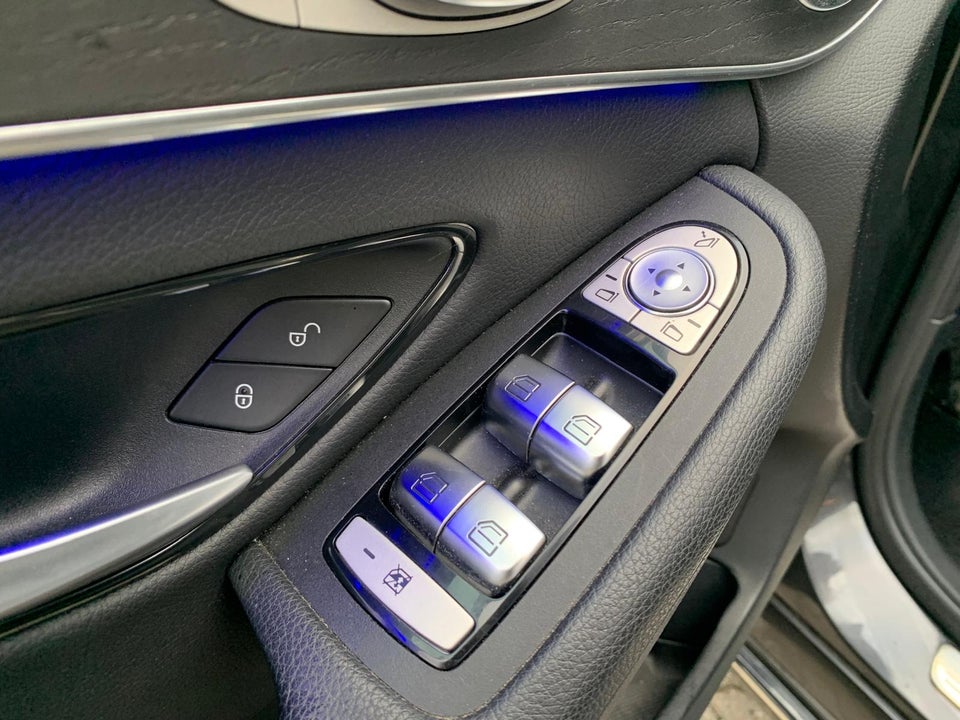 Mercedes C300 de 2,0 stc. aut. 5d