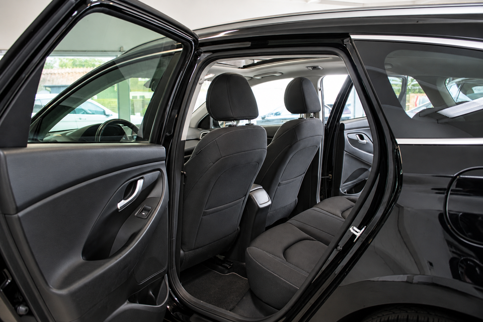 Hyundai i30 1,4 T-GDi Premium stc. DCT 5d