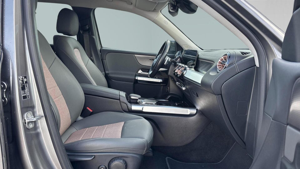 Mercedes EQB250 5d
