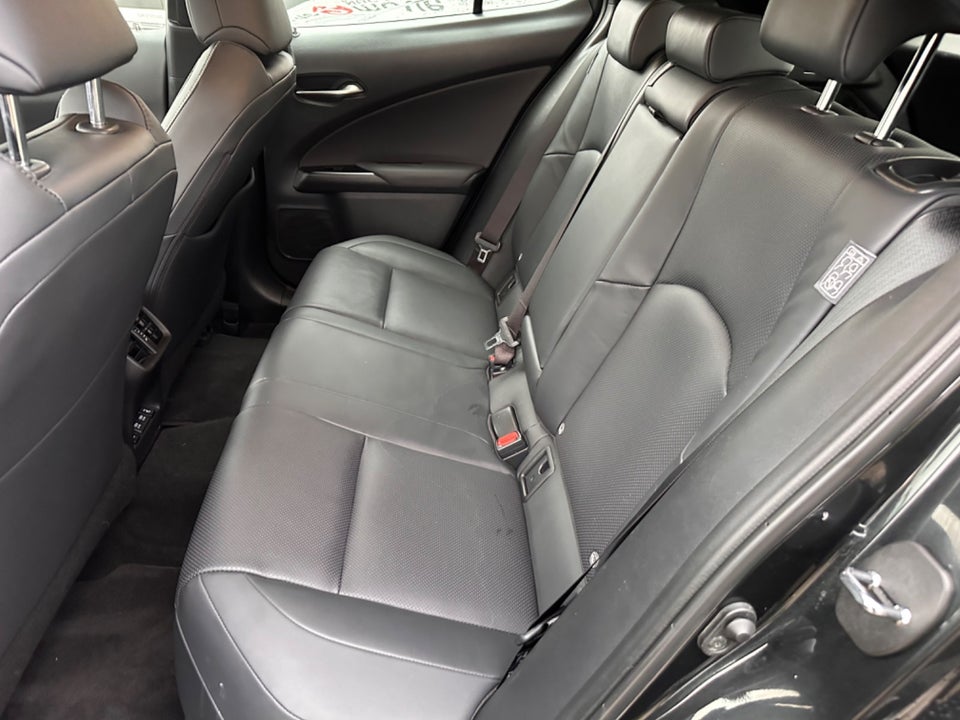 Lexus UX300e Premium 5d