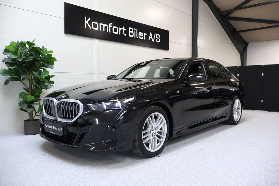 BMW i5 eDrive40 M-Sport 4d