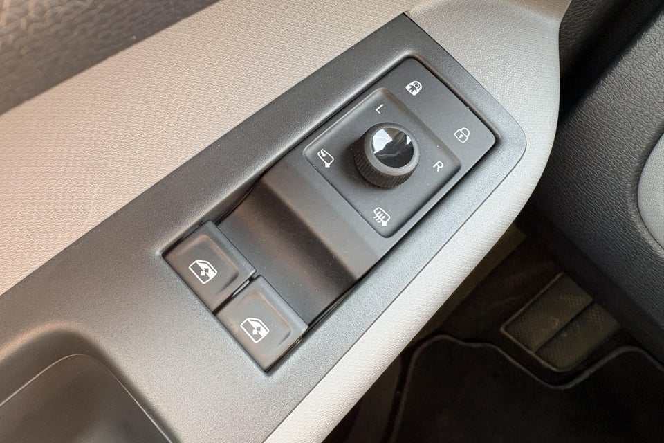 VW ID.Buzz 86 Life 7prs LWB 5d