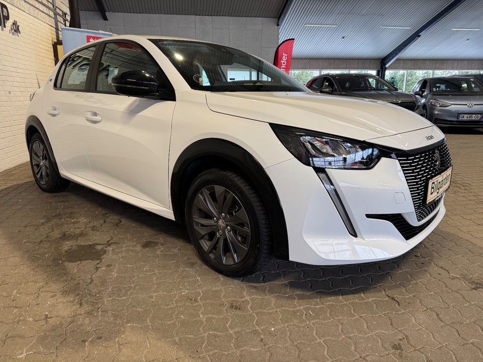Peugeot e-208 50 Active 5d
