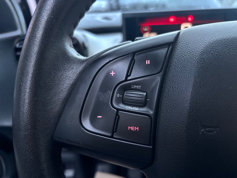 Citroën C4 Cactus 1,2 PureTech 110 SkyLine 5d