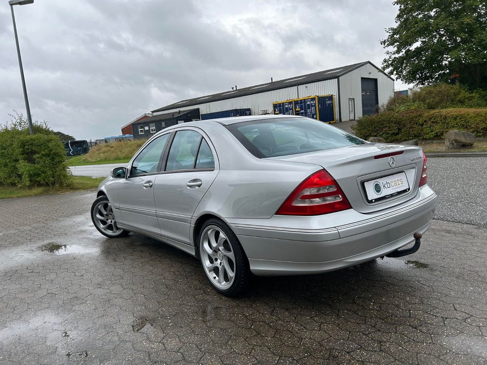 Mercedes C200 2,0 Kompressor Avantgarde aut. 4d